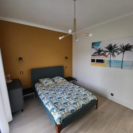 וילה Bel Air - 240m2 - Freshly Completely Renovated - - Pool - No Party Allowed - No Bachelor-ette