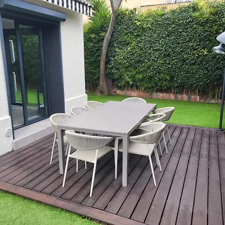 Вилла Bel Air - 240m2 - Freshly Completely Renovated - - Pool - No Party Allowed - No Bachelor-ette Канны